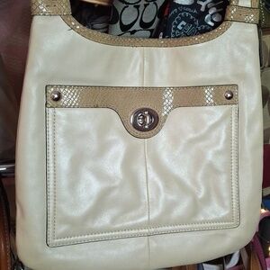 EUC COACH LEATHER BEIGE SNAKE TRIM CROSSBODY *scratches on back